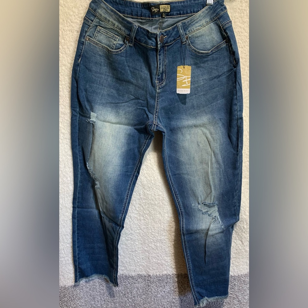 NWT Suzanne Betro Distressed Boyfriend Jeans Sz 14